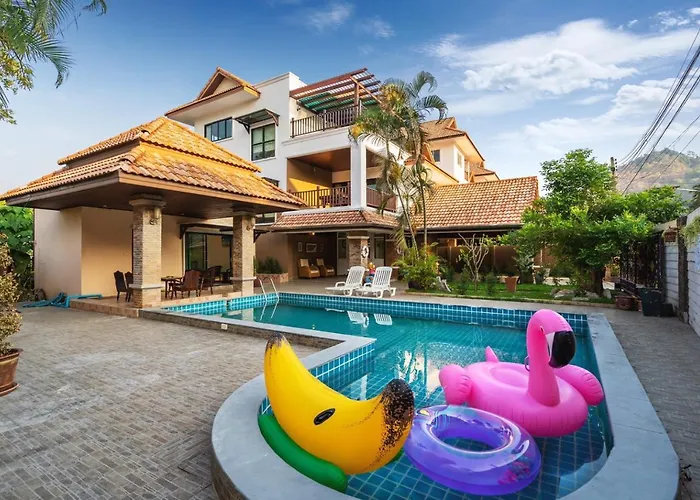 Angel villa pool suite